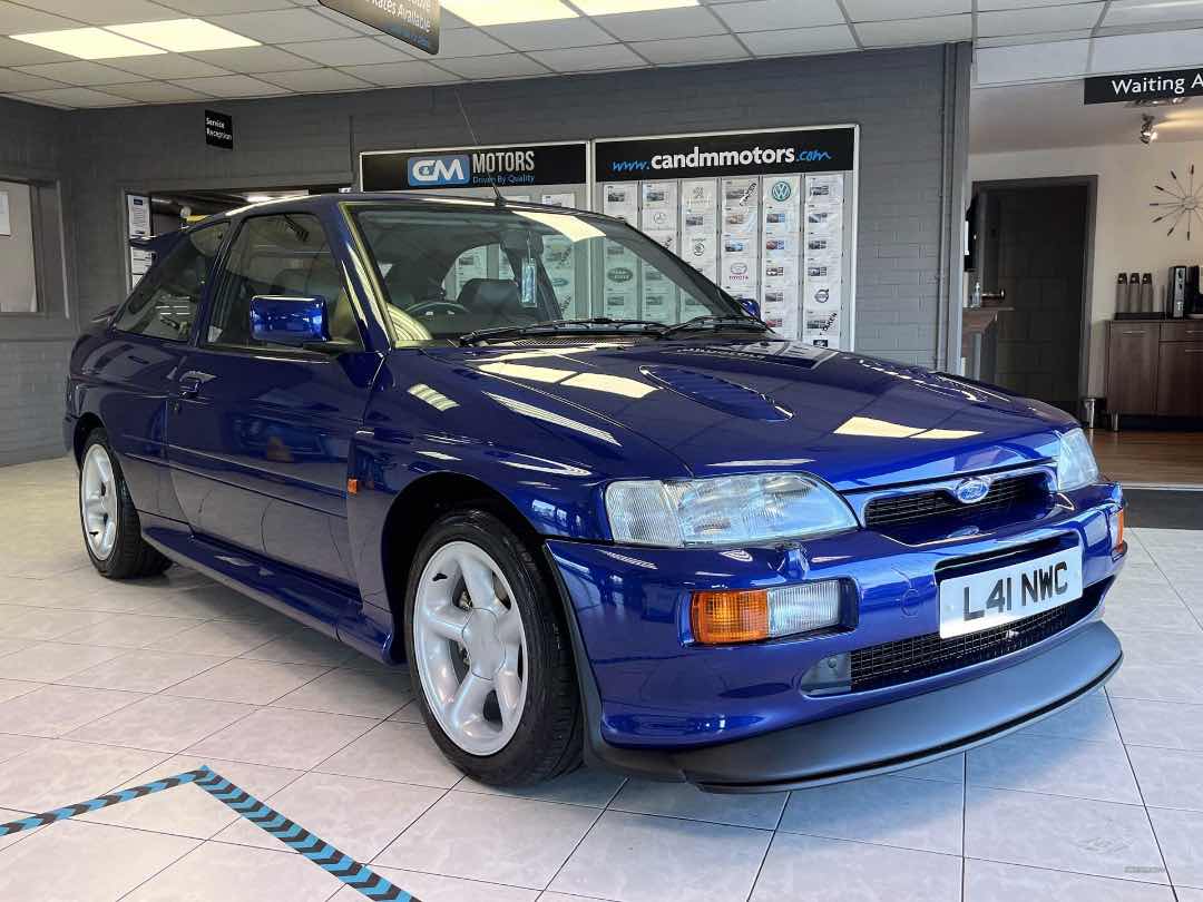 Jan 1994 Ford Escort RS Cosworth 2.0 Lux 3dr